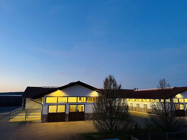 Wohntraum & Premium-Sportstall